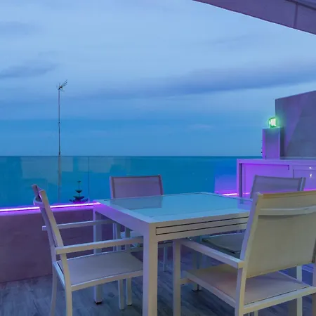Increible Terraza Vista Al Mar, Wifi Y Parking