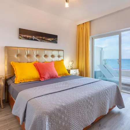 Apartment Increible Terraza Vista Al Mar, Wifi Y Parking Torremolinos